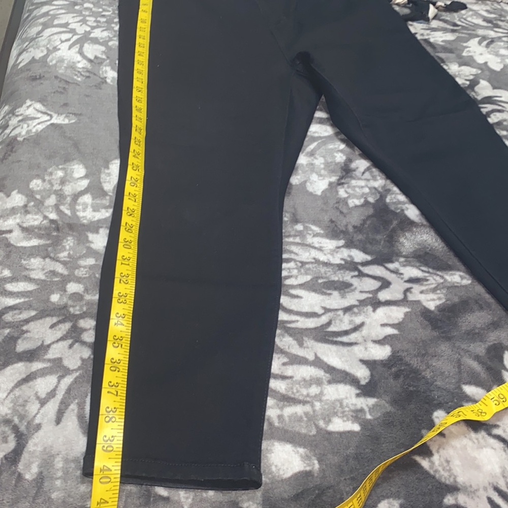 Celebrity Pink Black Skinny Jeans - Picture 9 of 12